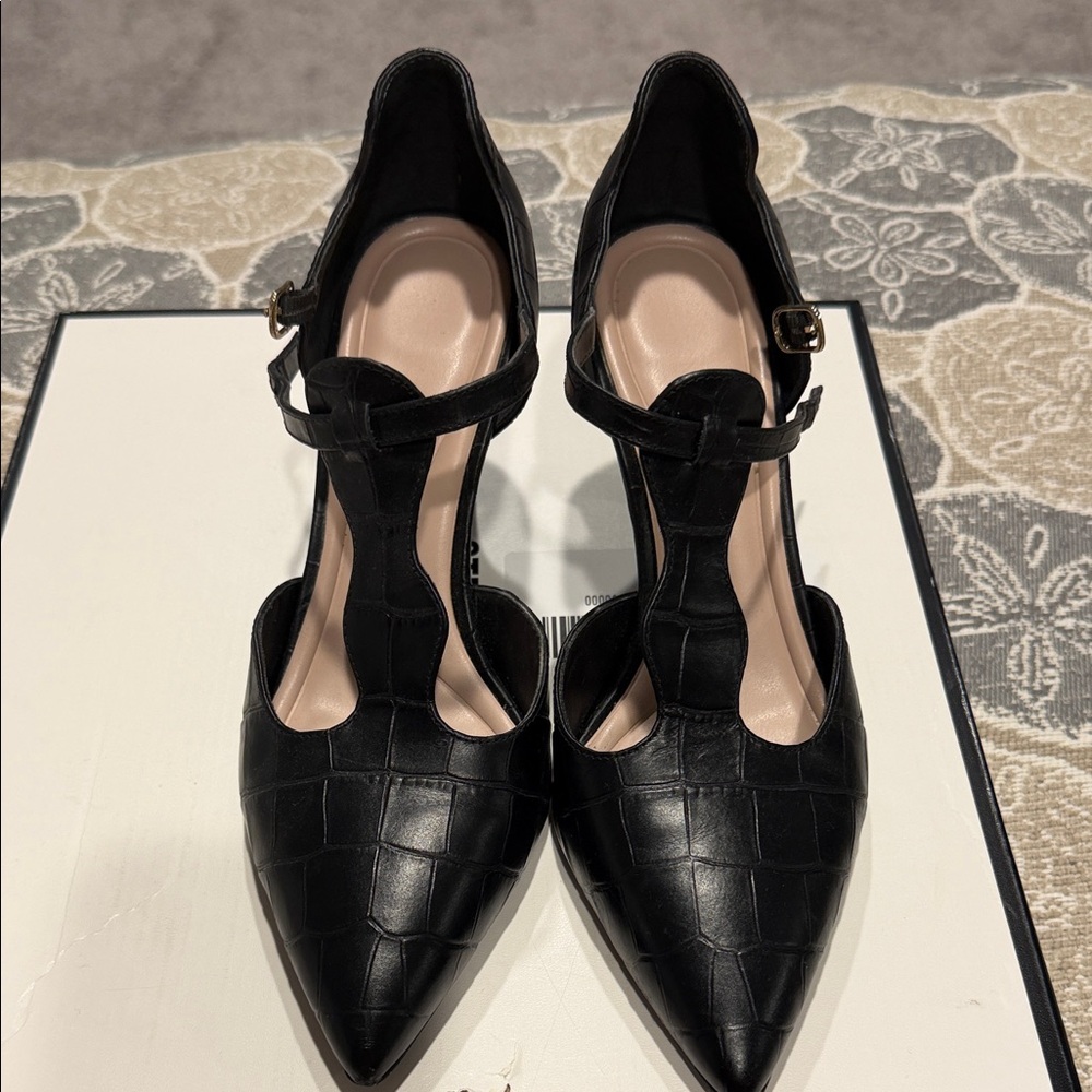 Elegant Black Women's Shoes